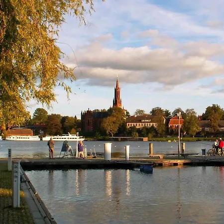Am Mischwald In Apartamento Nossentiner Huette